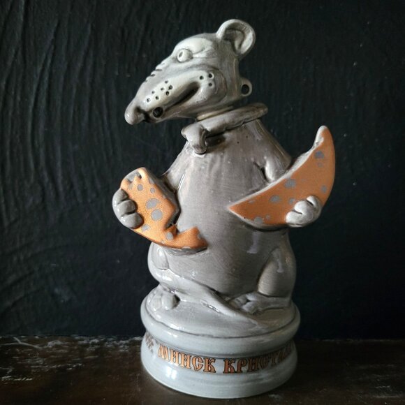 Vtg Empty Porcelain Mouse/ Rat & Cheese Statuette Decanter From Minsk Belarus - Picture 2 of 11